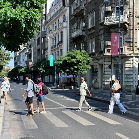 Artist - Victory Avenue