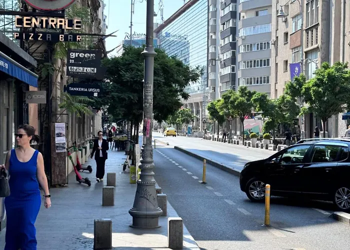 Artist - Victory Avenue アパート *